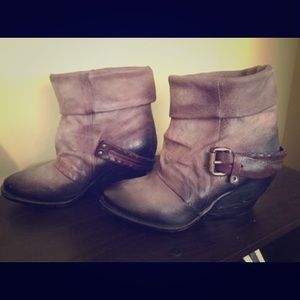 Steve Madden Boots